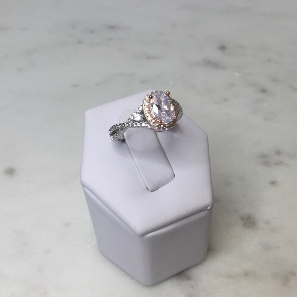 Sterling Silver Two Tone Cz Ring - Picture 13 of 17